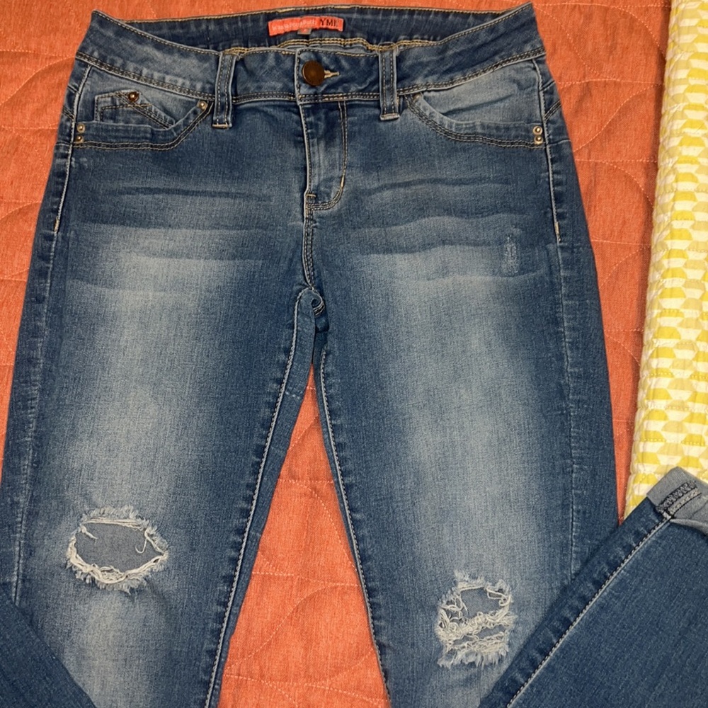 Jeans - Picture 2 of 5